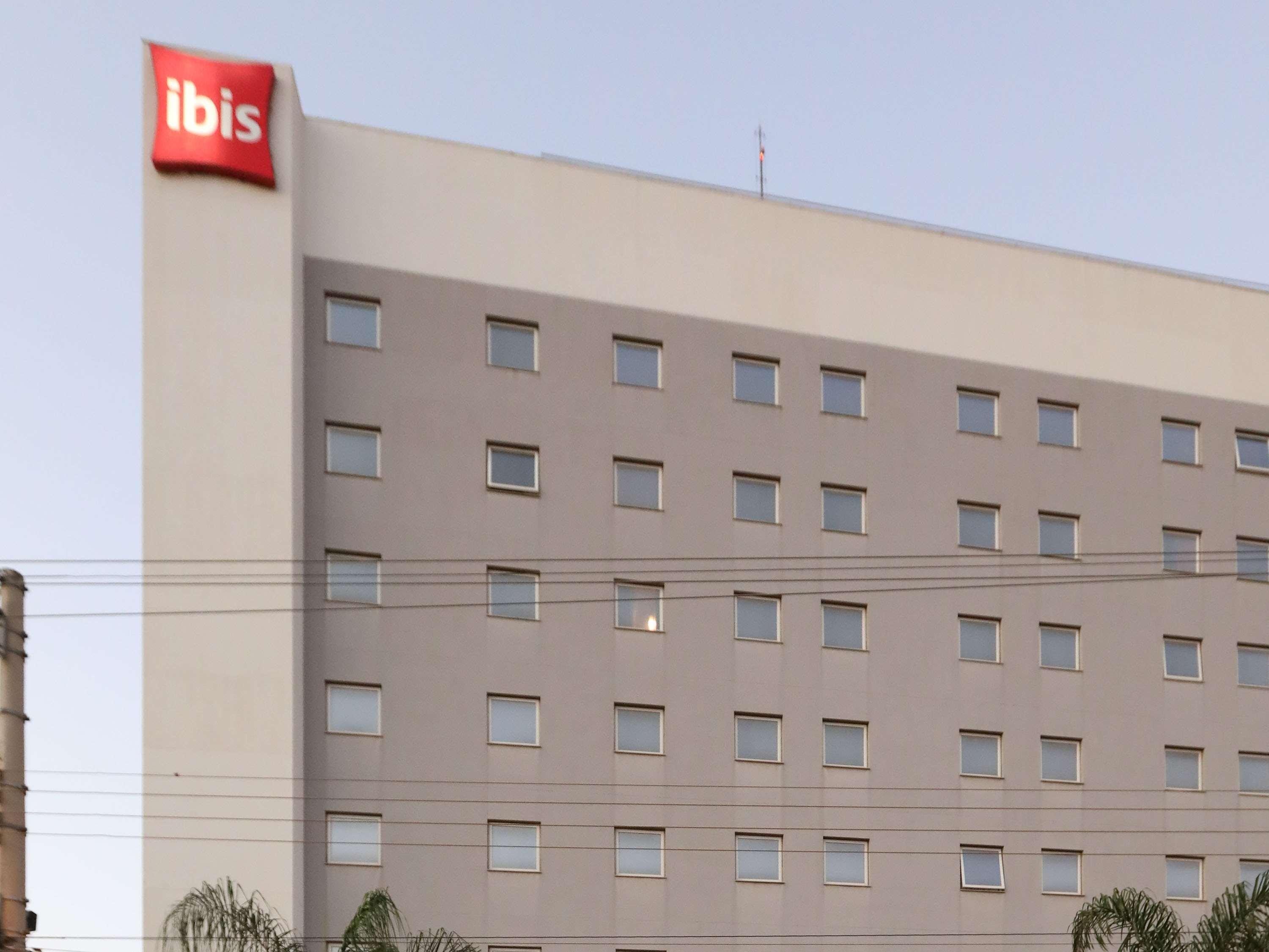 Ibis Montes Claros Shopping Hotell Exteriör bild