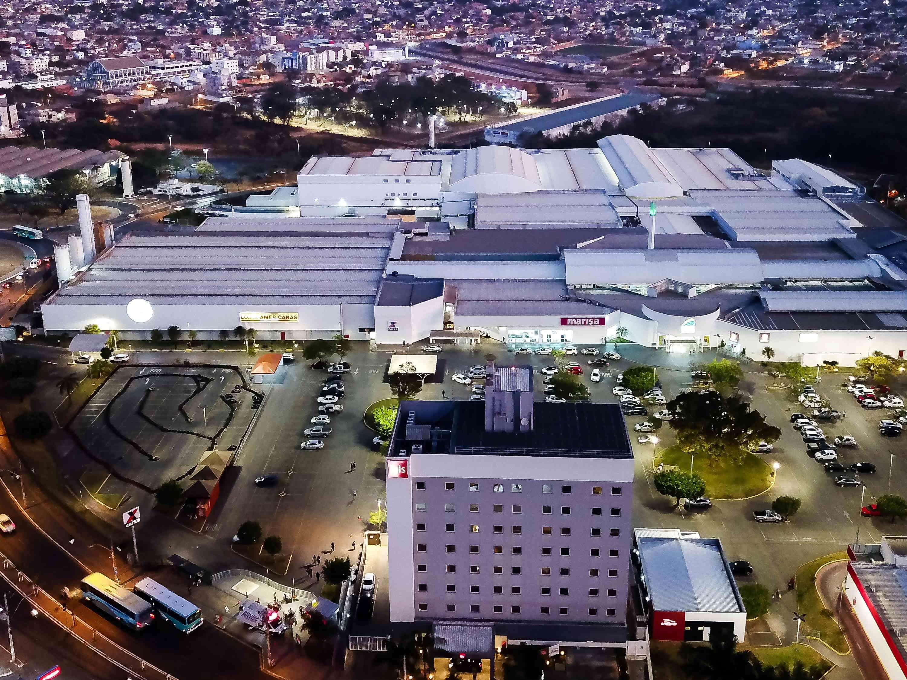 Ibis Montes Claros Shopping Hotell Exteriör bild