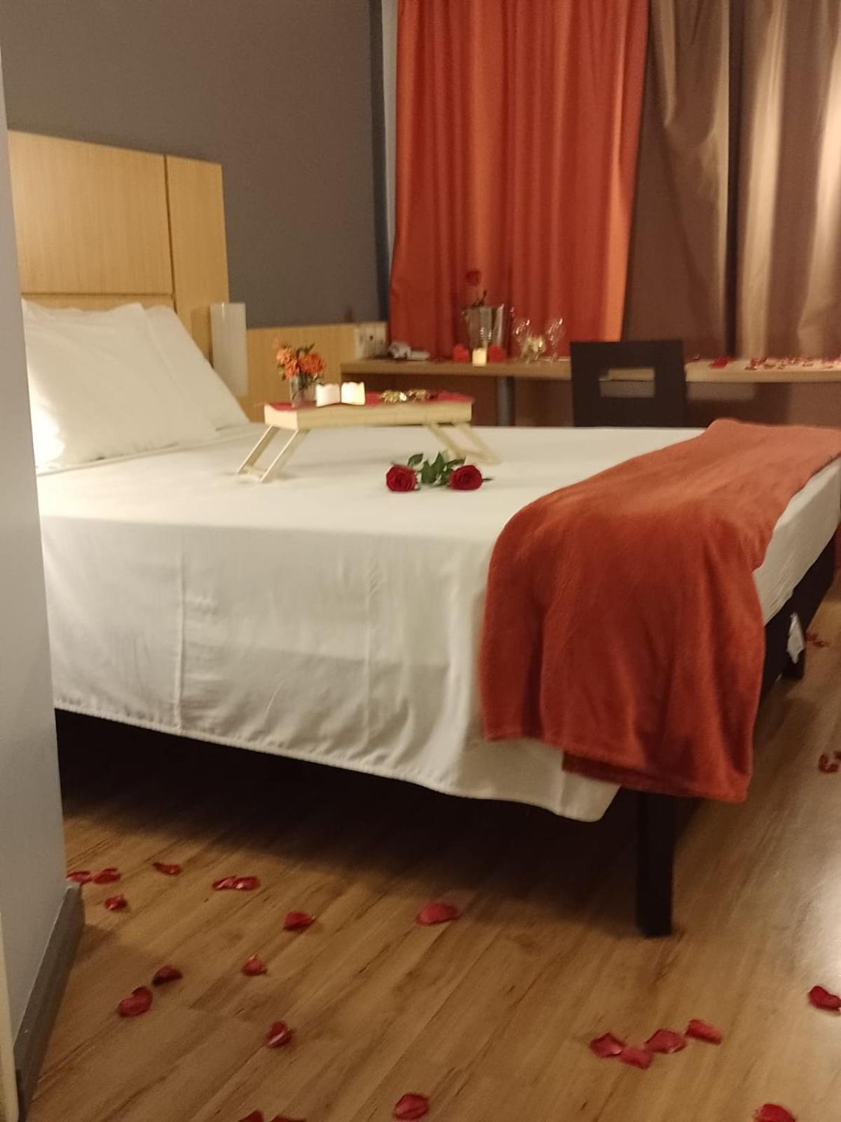 Ibis Montes Claros Shopping Hotell Exteriör bild
