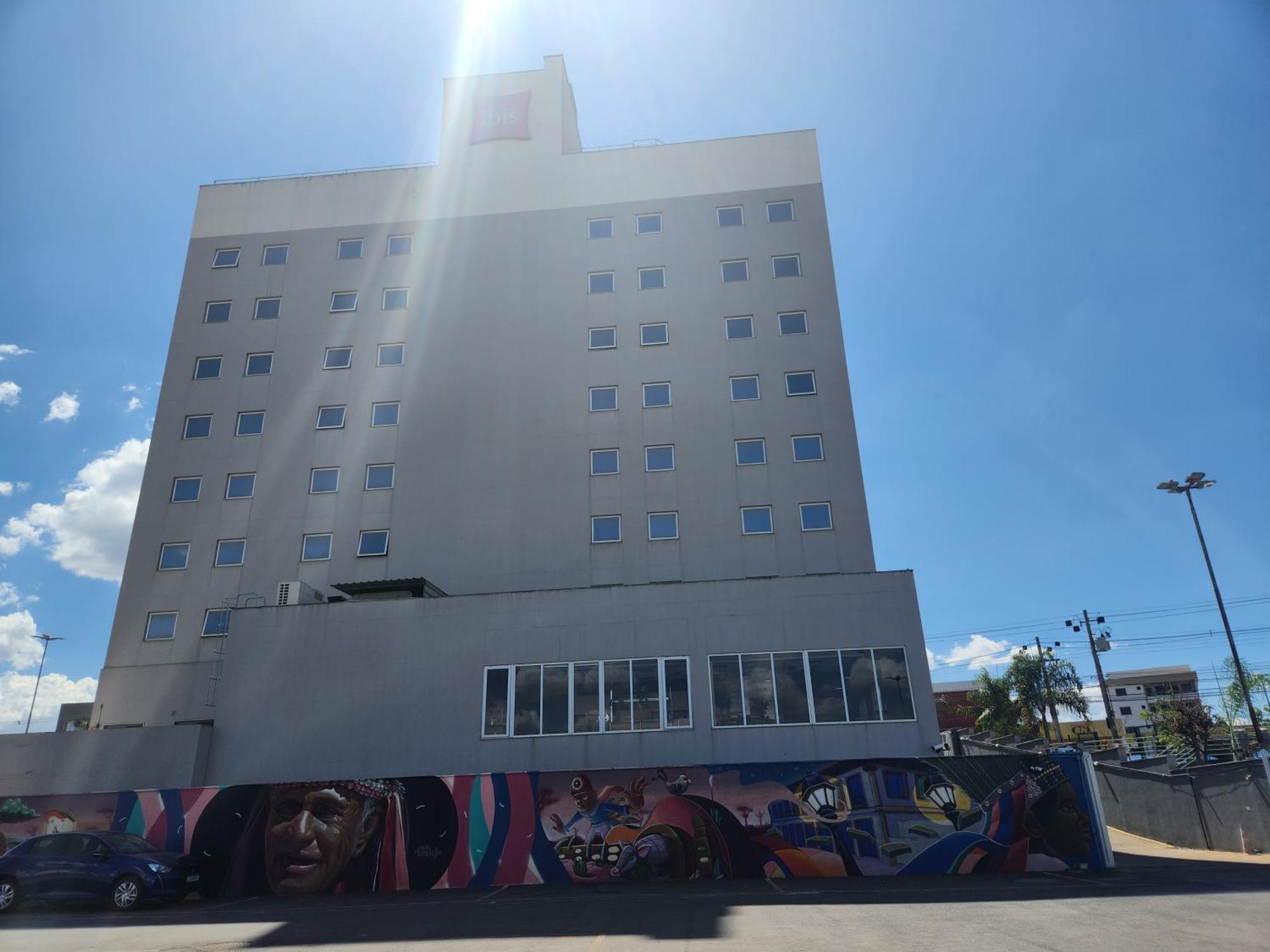 Ibis Montes Claros Shopping Hotell Exteriör bild
