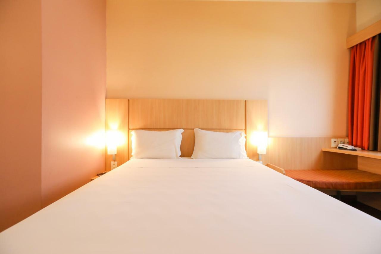 Ibis Montes Claros Shopping Hotell Exteriör bild