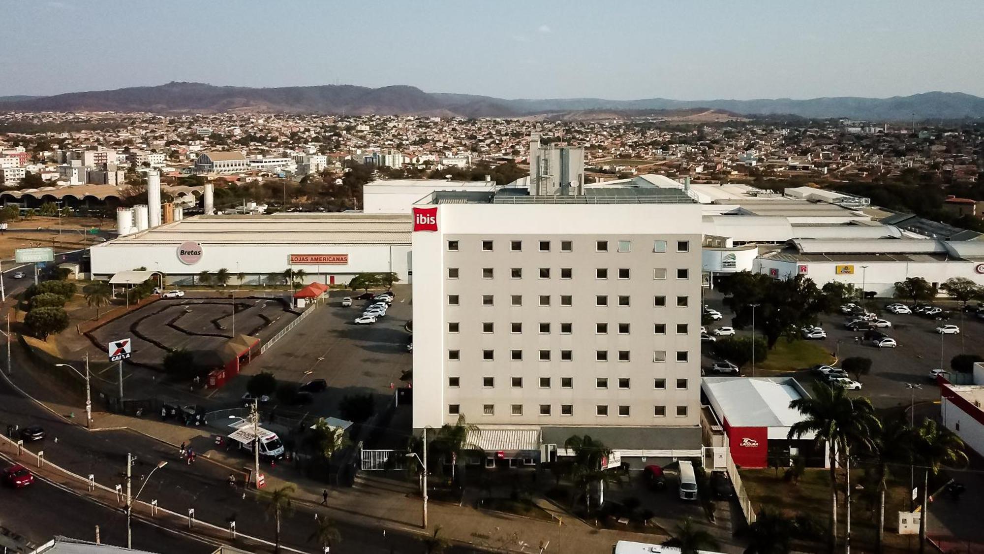 Ibis Montes Claros Shopping Hotell Exteriör bild